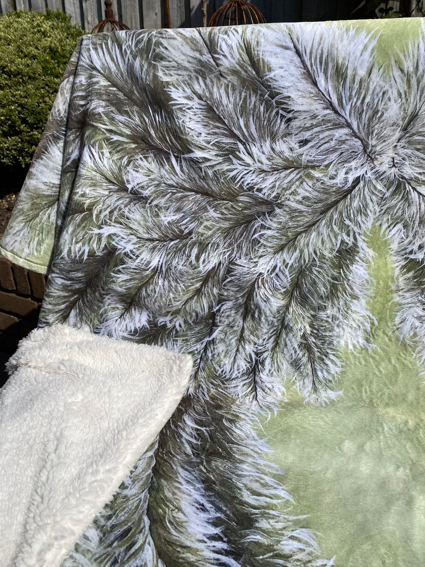 Throws & Blankets